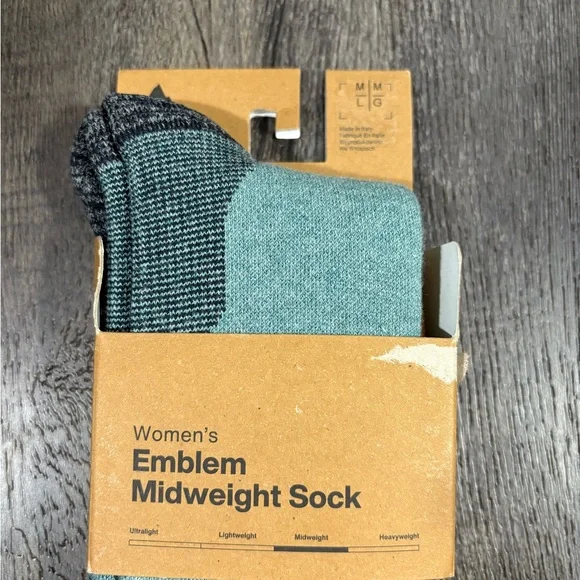 NEW | BURTON Emblem Midweight Women’s Socks - Picture 2 of 4